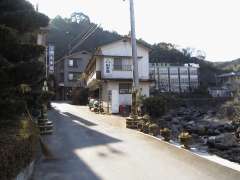 塚野鉱泉